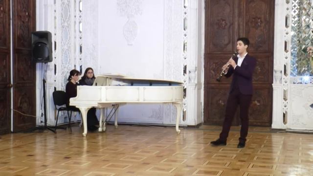 Rigoletto Fantasie - L.Bassi for Clarinet and Piano смотреть онлайн