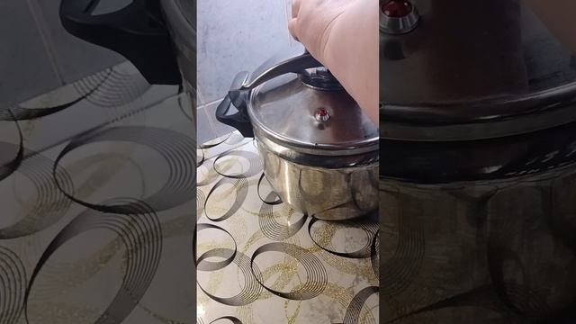 Щи из кислой капусты. Вкусные, как из русской печи. смотреть онлайн