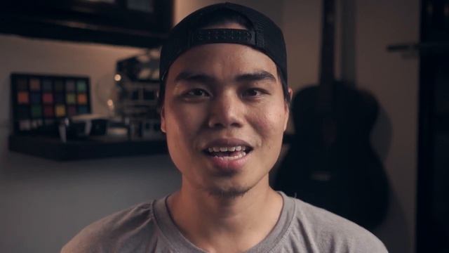 SIMPLE LIGHTING SETUP FOR YOUTUBE | SONY NEX-5R & SONY 28MM F2 смотреть онлайн