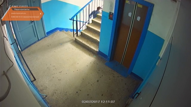 ПРИМЕР ЗАПИСИ С КАМЕРЫ ВИДЕОНАБЛЮДЕНИЯ В ПОДЪЕЗДЕ смотреть онлайн
