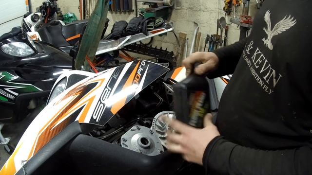 Как снять вариатор снегохода смотреть онлайн