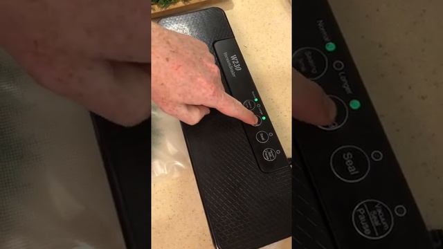 Вакуумный упаковщик W230 смотреть онлайн