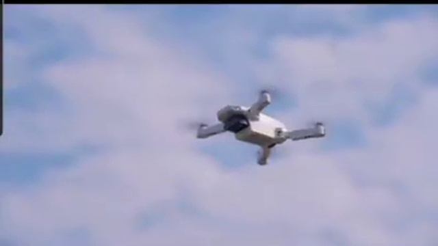 Drone E88 CON CAMARA WIFI TRANSMISION EN TIEMPO REAL смотреть онлайн