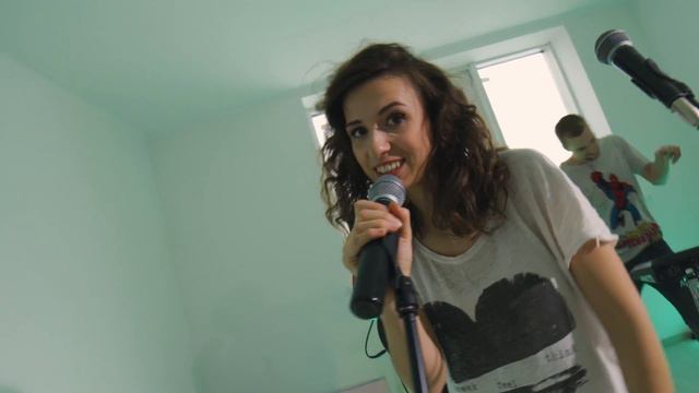 ГАФТ, Екатерина Яшникова — снег (целую) ANTI-LIVE смотреть онлайн