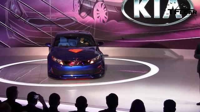Watch the Superman KIA Optima Hybrid Debut at the Chicago Auto Show смотреть онлайн