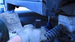 Замена сальника и подшипника полуоси переднего моста Ssangyong Actyon Sports.