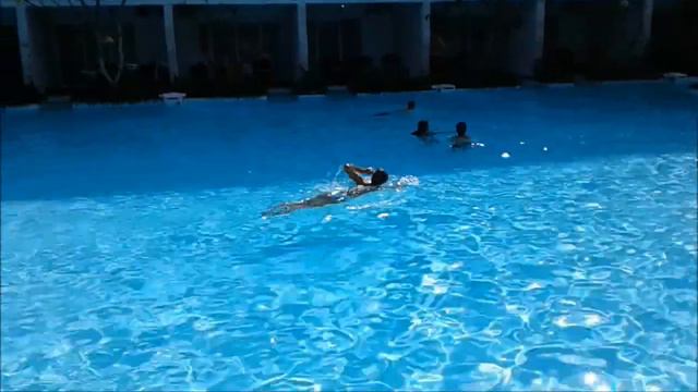 Бали, Нуса Дуа. Развлекаемся в бассейне. Отель Swiss-Belhotel Segara 4*. смотреть онлайн