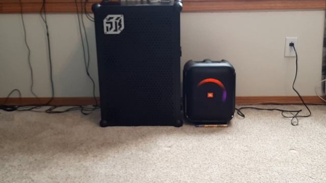 JBL Partybox Encore Essential ?  Soundboks 2 - Bass Check ✔️  Indoors, Level Matched. Results..WoW!