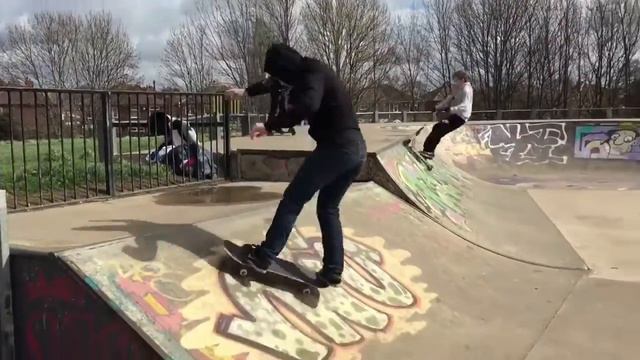 Lewis Gibson - 2015 смотреть онлайн