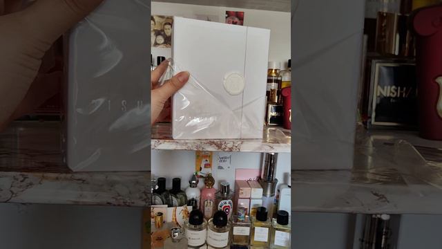 Распаковка,которую вы НЕ заслужили ,но так вышло )Morph Disumano Eau de Parfum смотреть онлайн