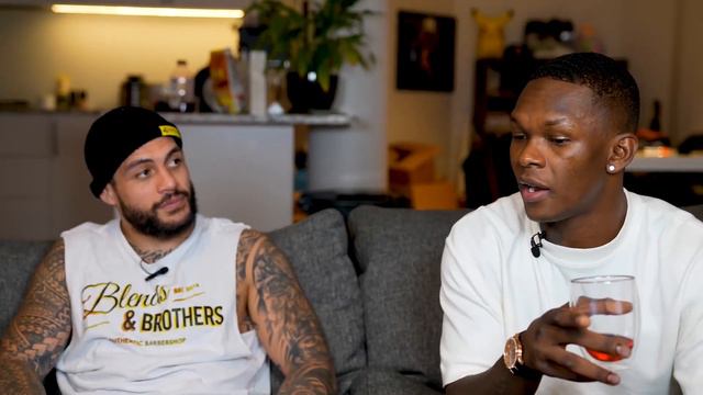 Исраэль Адесанья об Алексе Перейре и о своем худшем моменте в карьере смотреть онлайн