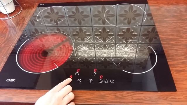 Review of integrated Logik electric ceramic hob смотреть онлайн