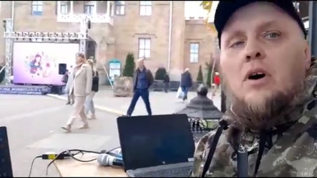Поздравляю всех мам с днём мам. смотреть онлайн