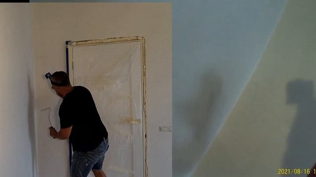 КАК КРАСИТЬ СТЕНЫ ВАЛИКОМ в 35 градусную ЖАРУ первый слой смотреть онлайн