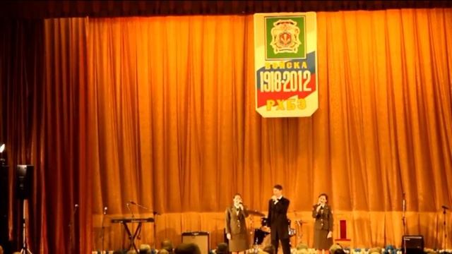 Гимн Войск РХБЗ поют авторы. Сёстры Нужины, 94 года РХБЗ. 13 ноября 2012 смотреть онлайн