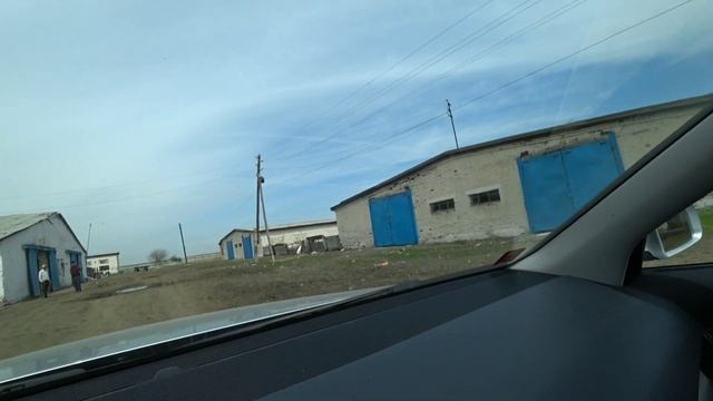 Кыргызстан, Кара-Балта, с. Алексеевка, Ивушка,ул Мира, Контора, МТФ, Кормоцех, Артезиан. смотреть онлайн