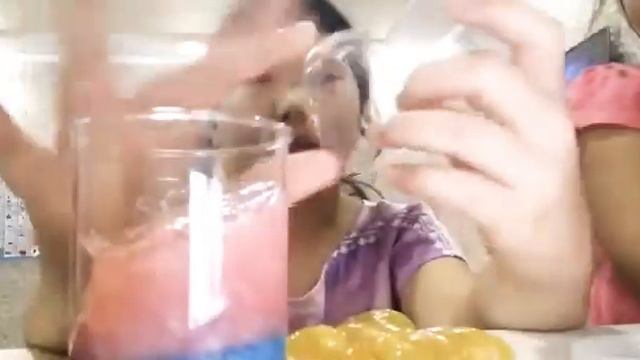 Мы проверяли слаймы как хрустит, как кликает и как тянится смотреть онлайн