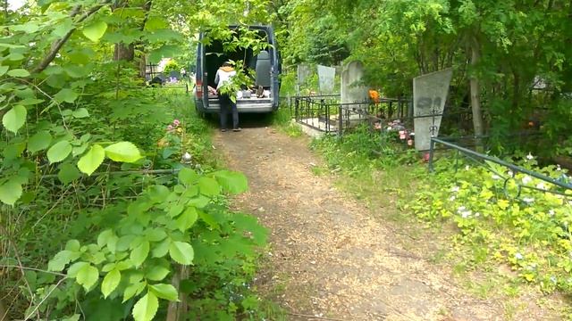 Установка памятника на ритуальные плиты (фундаментные), все просто и очень надежно ч. 1