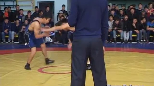 Спорт. Борьба. Турнир Кожомкула-2016. 57 кг 1\2 Жайнак Тургунбаев (РУОР)-Таалайбек уулу Самат (РУОР смотреть онлайн