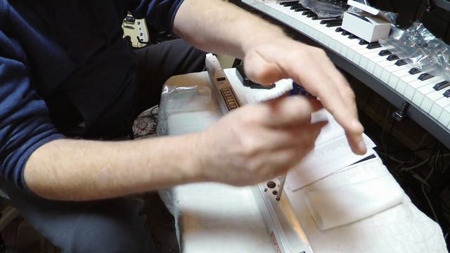 First Look - AKAI EWI5000 WHITE