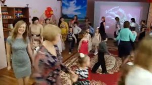 Весёлый танец с мамами на 8 марта! Муз.рук. Е.Рабская.