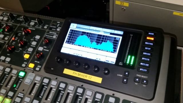 x32 Behringer Pink Noise Ringout смотреть онлайн