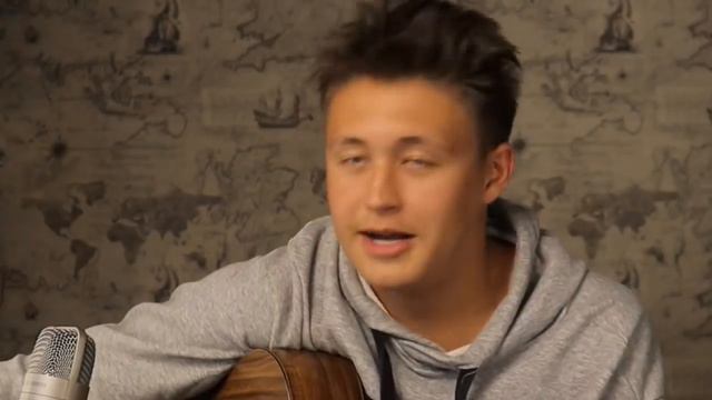 ДЕВУШКА ВЛЮБИЛАСЬ В ГИТАРИСТА В ЧАТ РУЛЕТКЕ | Альберт Халиков смотреть онлайн