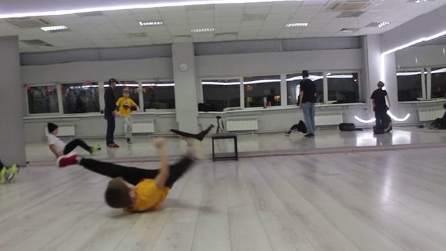 Battle Kid's 23/01/23 смотреть онлайн