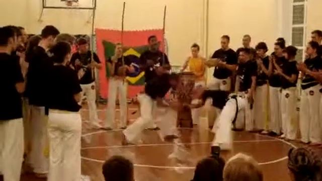 Instrutor Sapo & Graduado Cicatriz(Анголец) смотреть онлайн