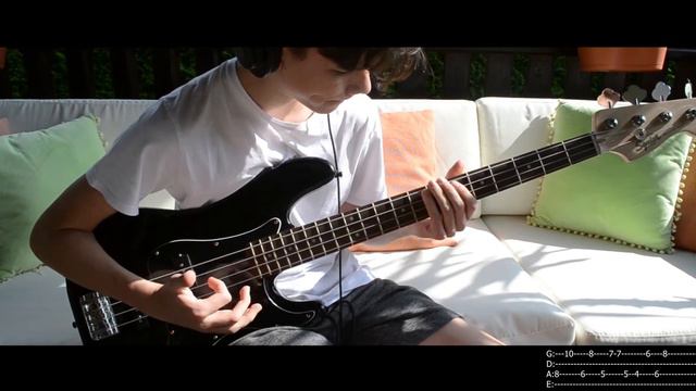 Martin Garrix - Summer Days Bass Cover with (+TABS) смотреть онлайн