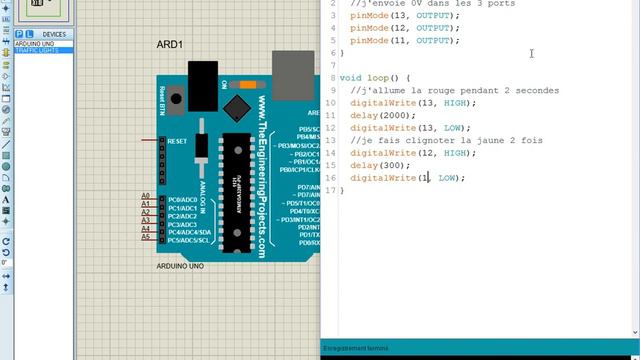 Simulation d'un feu de circulation sur Proteus avec Arduino смотреть онлайн