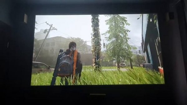 Sony Playstation 5 & projector Epson EH-TW5650