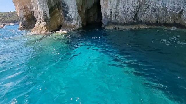 4K Trip to Navagio beach and Blue Caves Zakynthos, Greece, beach walk, August 2022 смотреть онлайн