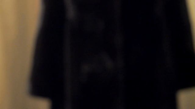 Полный перекрой шубы из норки с изготовление воротника из серебристой импортной лисы смотреть онлайн