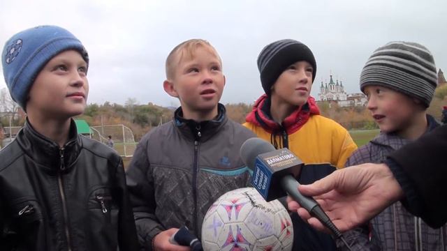 МАЛЕНЬКИЕ ДА УДАЛЕНЬКИЕ смотреть онлайн