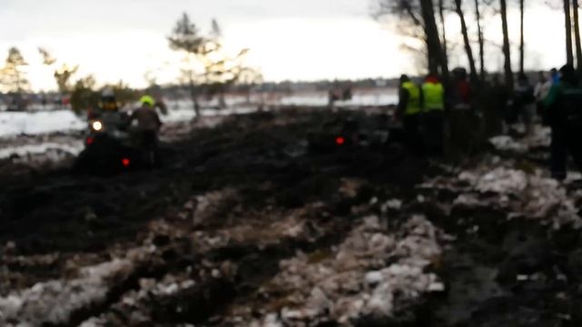 Масленица у "ДЕДА ПАКА" 22.02.15 Квадроциклы утонули в тоннах грязи смотреть онлайн