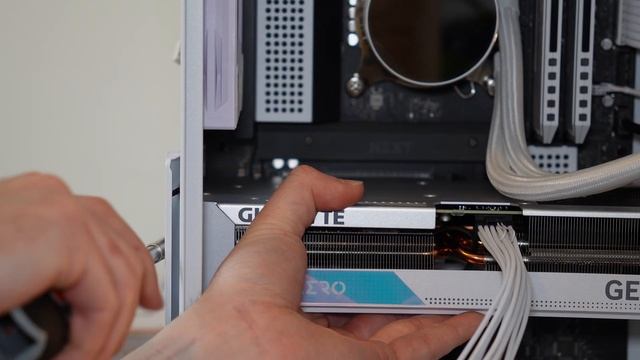 Is the NZXT H5 Flow OVERPRICED? | Building a PC and Review with Gigbayte Aero 4070 Ti Intel 13600K смотреть онлайн