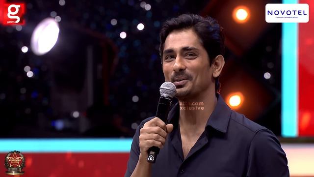 ஆமா திமிரு தான்😱எனக்கு வயசே ஆகாது🔥மொத்த Audience-யும்🎤Vibe பண்ண விட்ட Chithha😍Siddharth Live Singin смотреть онлайн