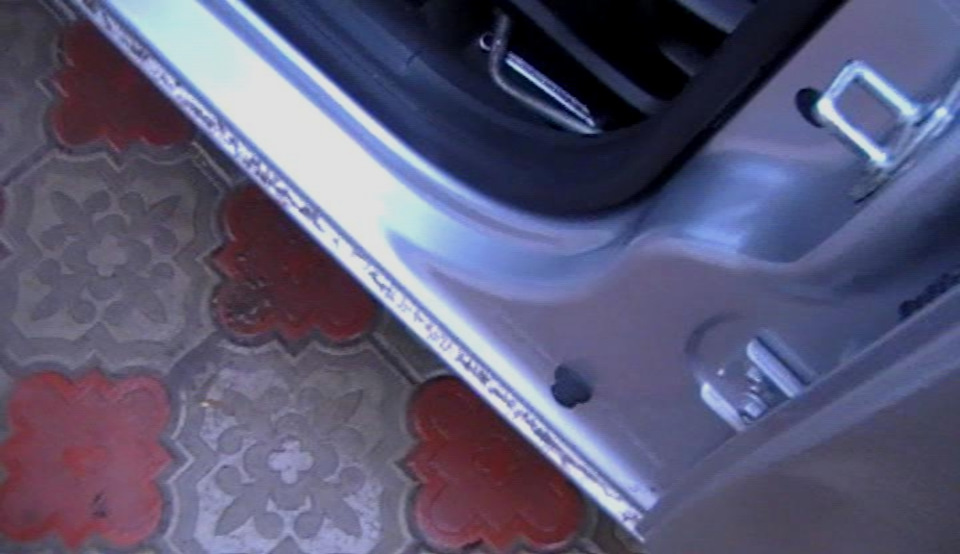 Lada Vesta и грязь на порогах.mpg смотреть онлайн