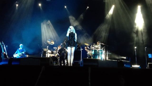 Angelika Varum - Xudozhnik