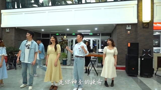 大连理工大学：连理青春「快闪」︱Dalian University of Technology, China смотреть онлайн