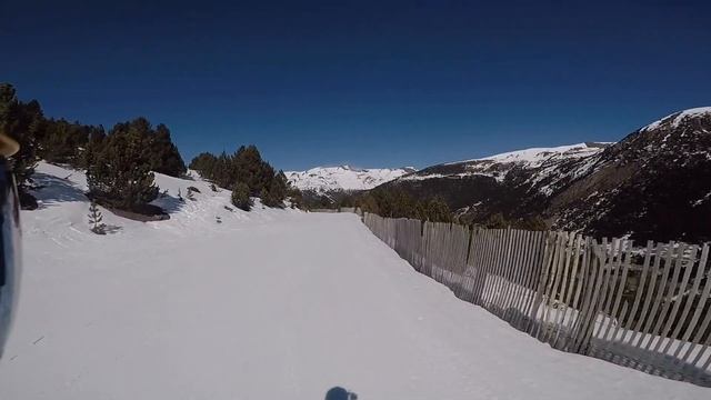 Обзор трассы в Андоорре сектор Сольдеу. Andorra Soldeu. Катание на горных лыжах. смотреть онлайн