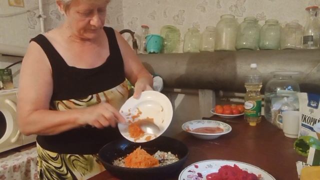 Икра из свеклы и овощей. смотреть онлайн