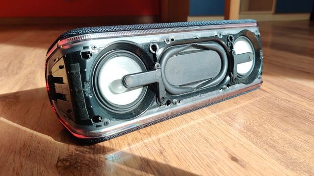 Sony SRS-XB41 Bass Test | Vol. 75% | Headphone Activist - Cloud City | Perfect Focus | 4k 60FPS смотреть онлайн