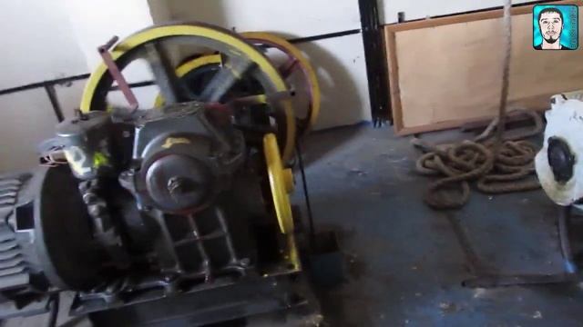 Лифты: машинка в административном здании 1954 года. смотреть онлайн