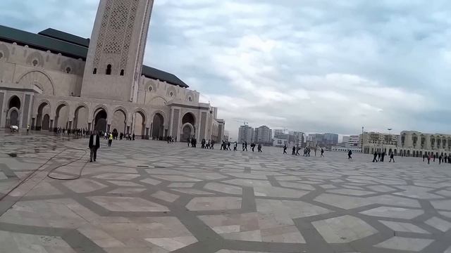 Мусульманская мечеть Хасана - вторая в мире, по размерам .Марокко - г.Касабланка смотреть онлайн