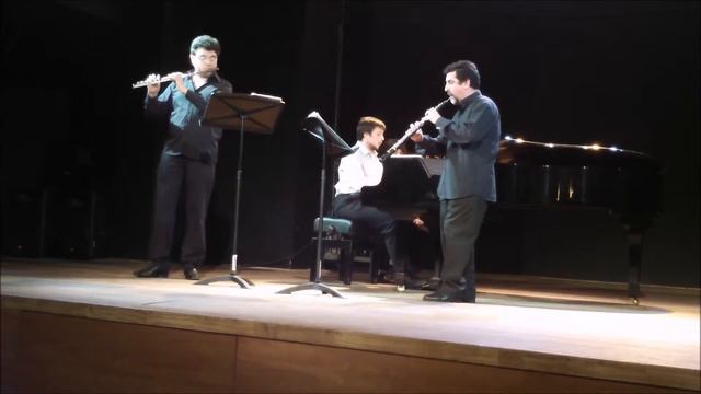 Andante y Rondó op. 25 - F. Doppler смотреть онлайн