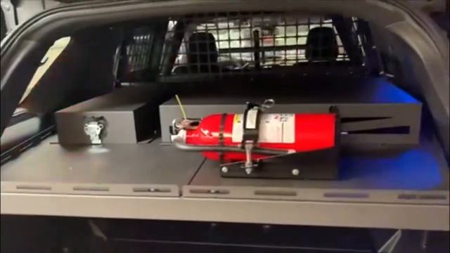 Houston TX Police Department installs on Black & White Ford Police Interceptor Utilities смотреть онлайн