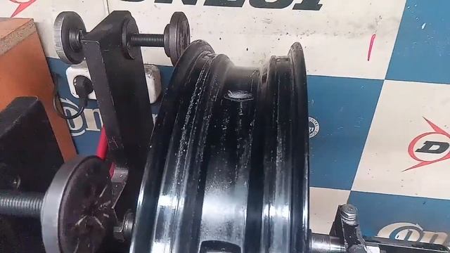 Ремонт мотоколеса KTM690