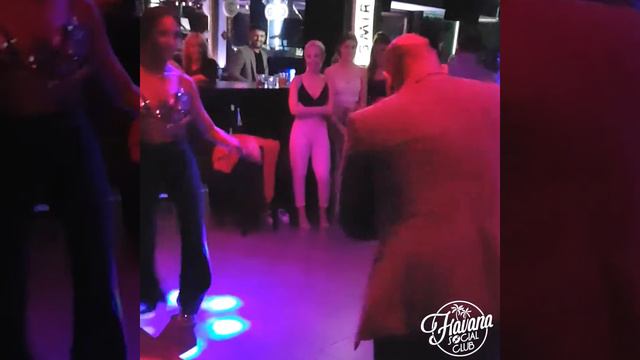 Onur Koda & Bersy Cortez social dance / Havana Social Club - Varna смотреть онлайн